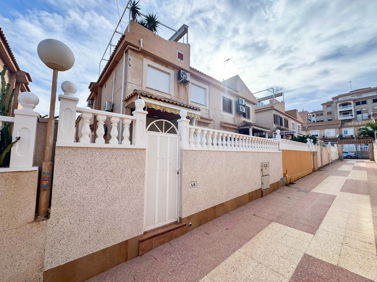 3 Bed Townhouse in Playa De La Mata