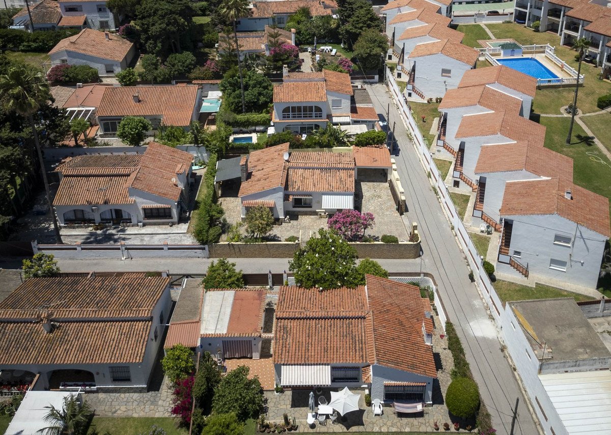 3 Bed Detached Villa in La Duquesa