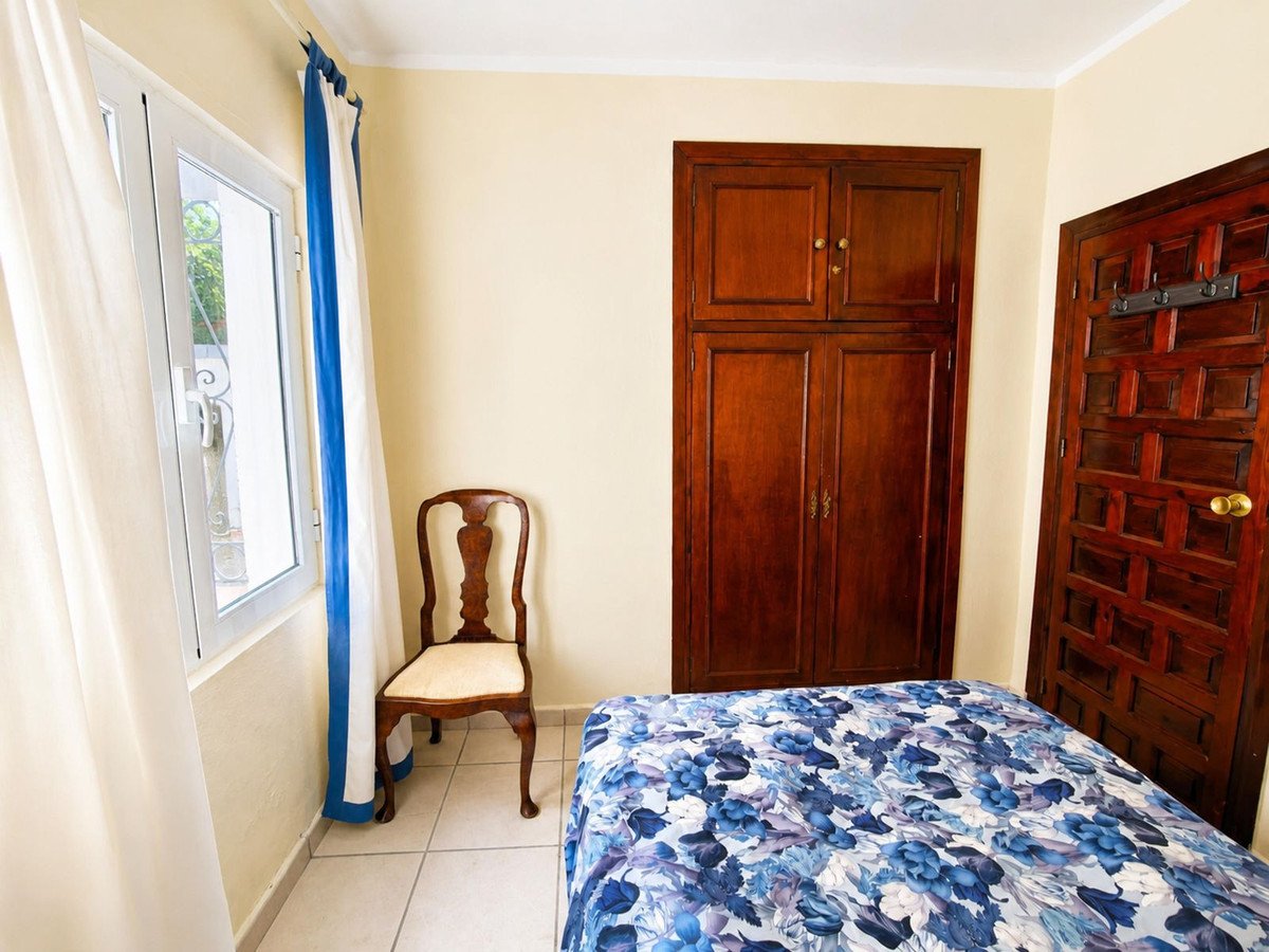 3 Bed Detached Villa in La Duquesa