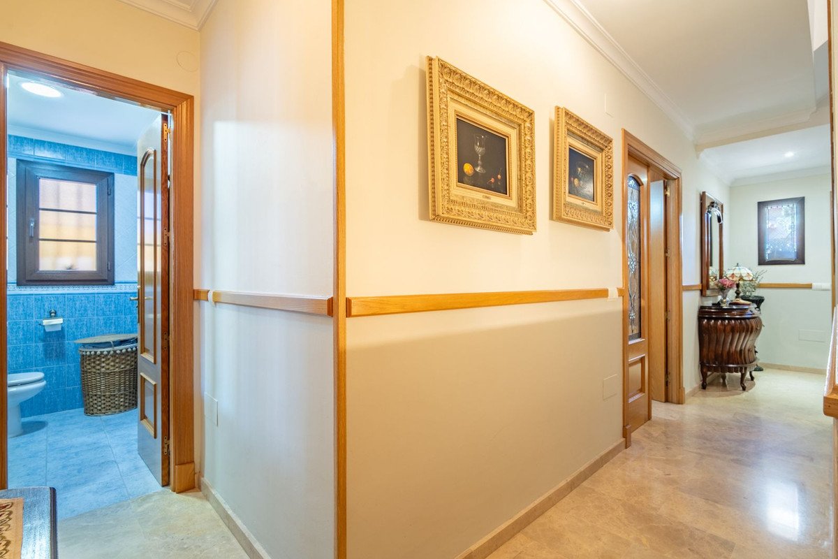 4 Bed Semi-Detached House in Churriana