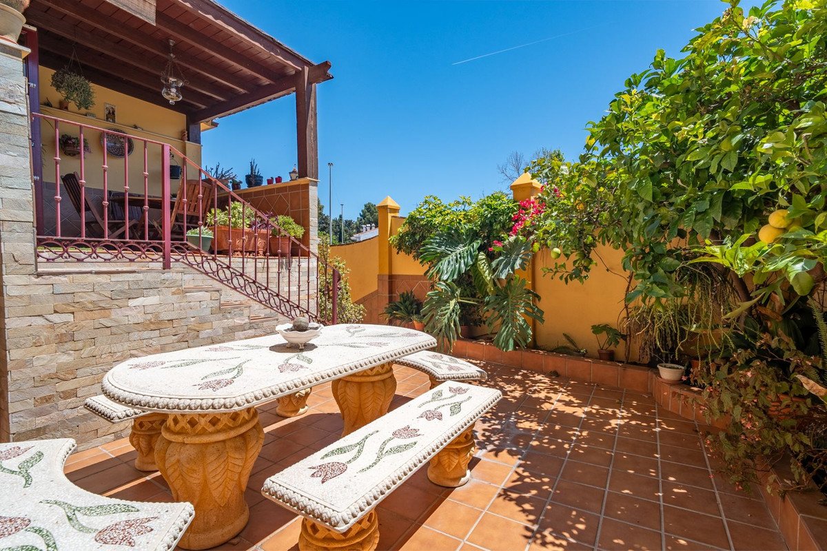 4 Bed Semi-Detached House in Churriana