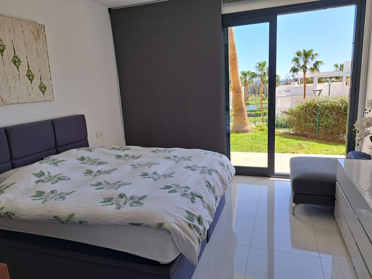 3 Bed Ground Floor Apartment in Benahavís