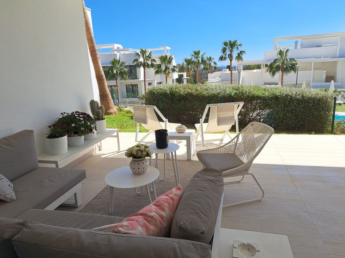 3 Bed Ground Floor Apartment in Benahavís