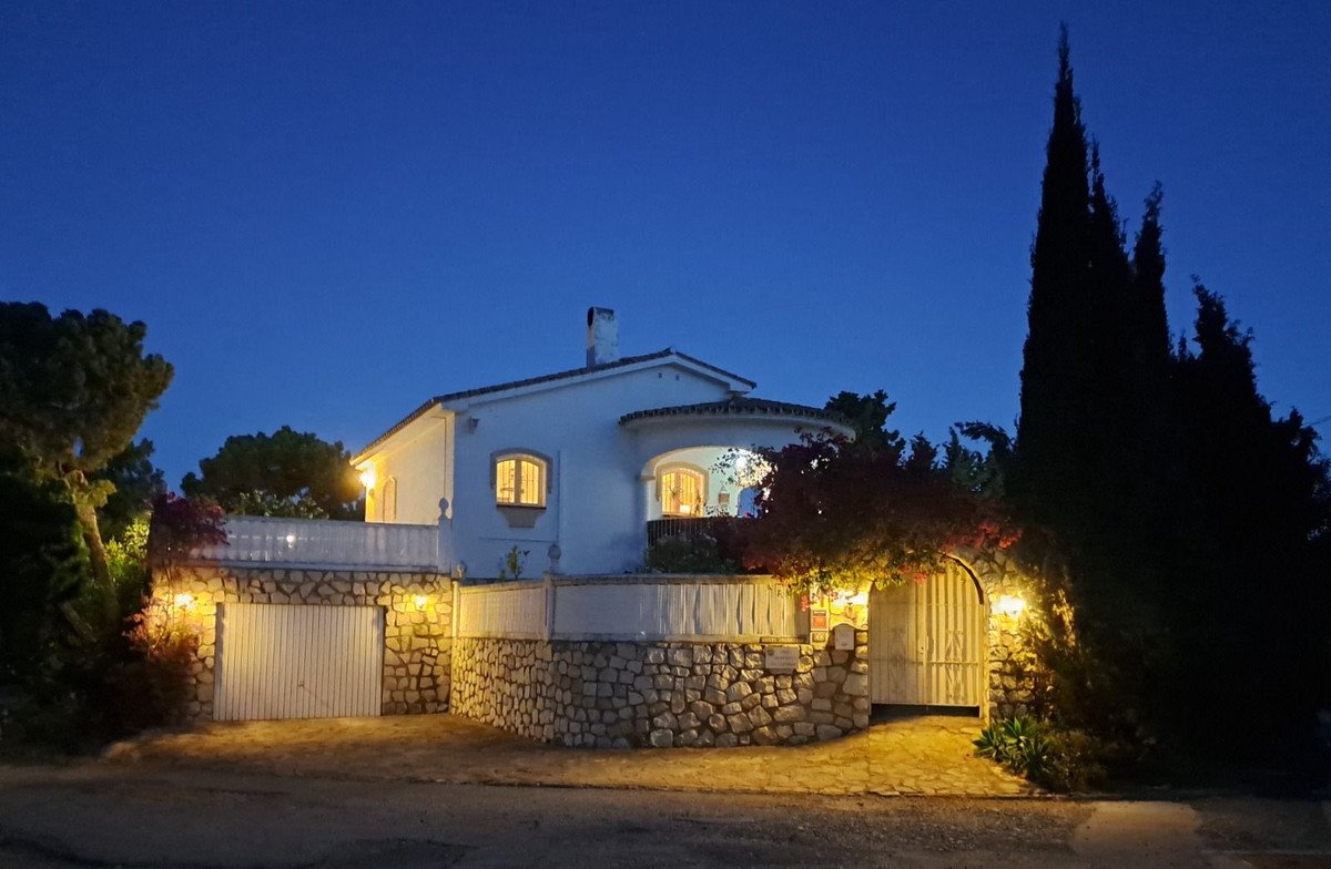 3 Bed Detached Villa in El Chaparral