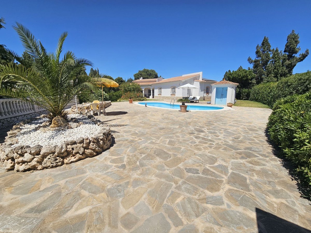 3 Bed Detached Villa in El Chaparral