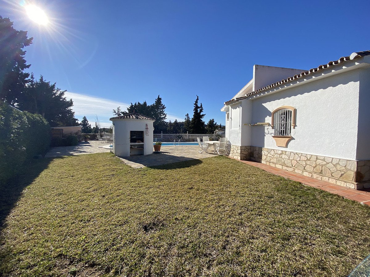 3 Bed Detached Villa in El Chaparral