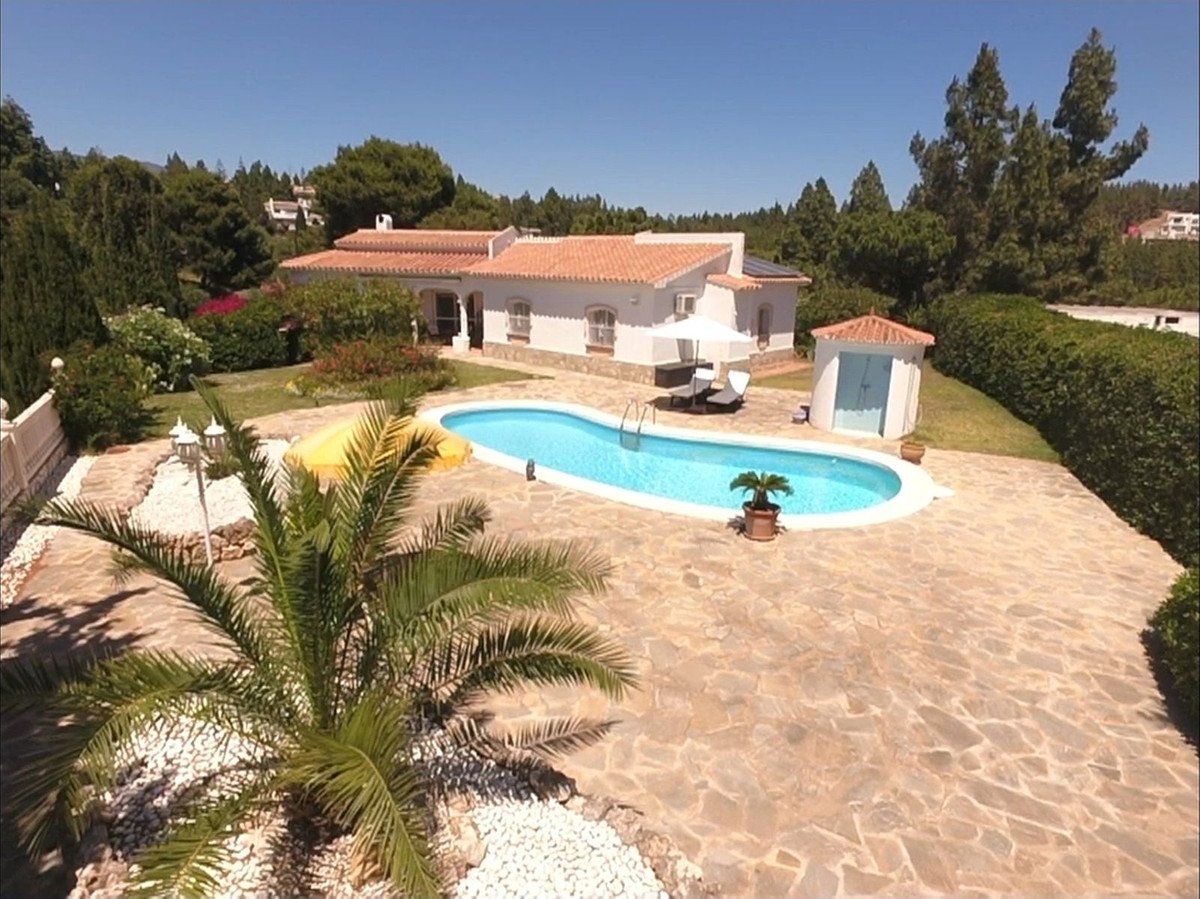 3 Bed Detached Villa in El Chaparral