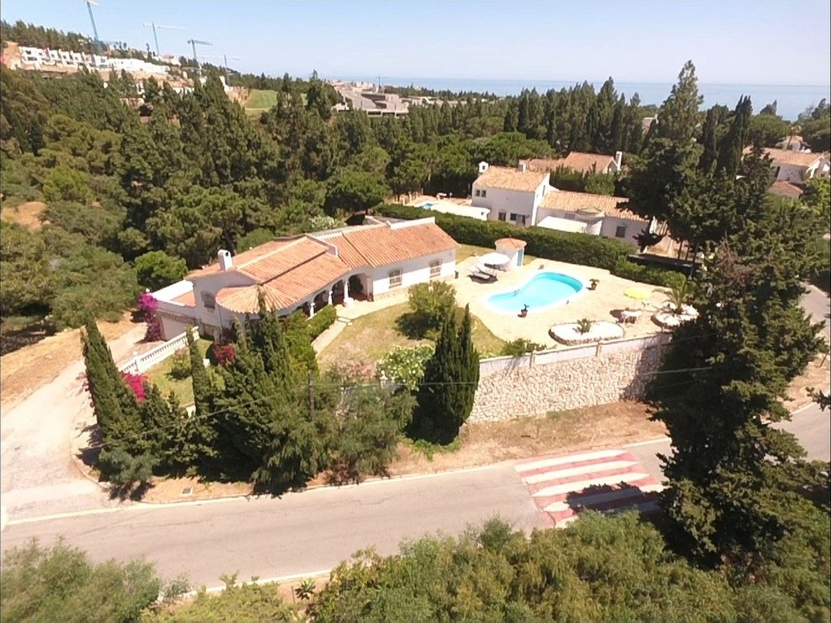 3 Bed Detached Villa in El Chaparral