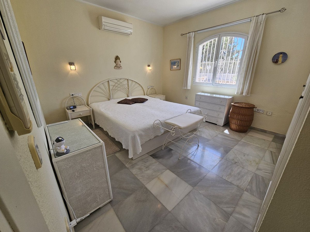 3 Bed Detached Villa in El Chaparral