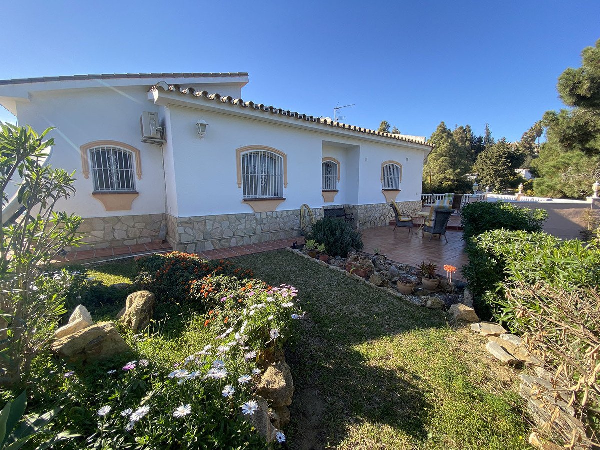 3 Bed Detached Villa in El Chaparral