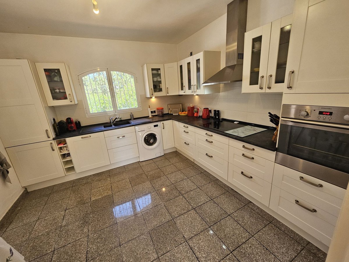3 Bed Detached Villa in El Chaparral