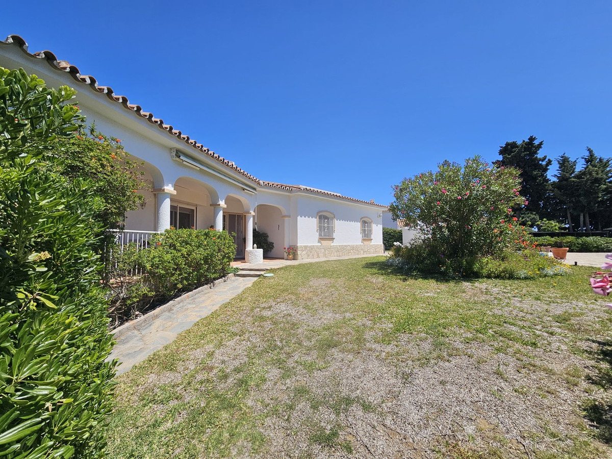3 Bed Detached Villa in El Chaparral