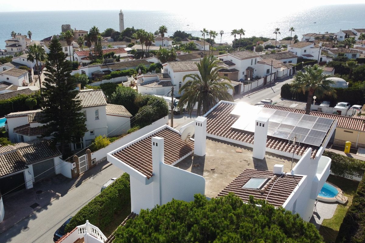3 Bed Detached Villa in El Faro