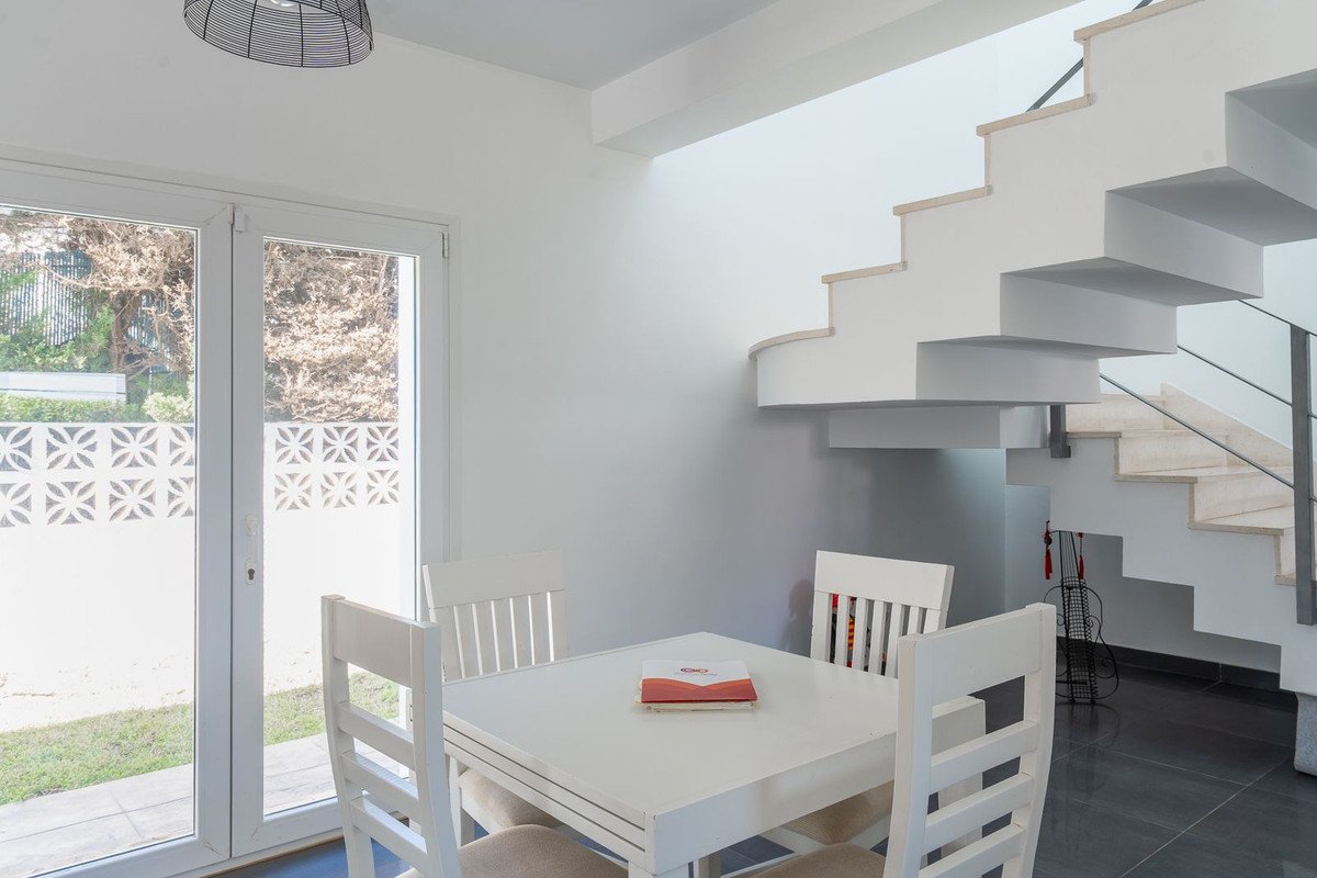 3 Bed Detached Villa in El Faro
