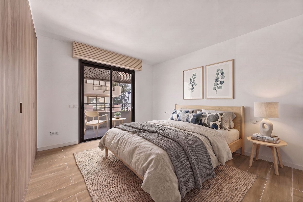 3 Bed Middle Floor Apartment in Marbella