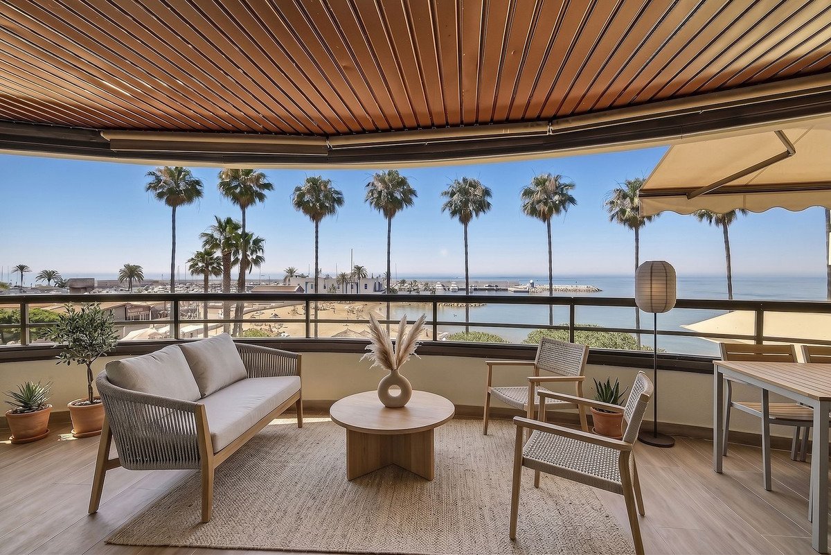 3 Bed Middle Floor Apartment in Marbella