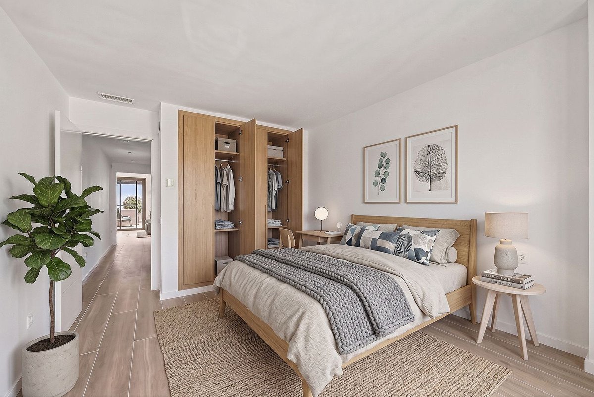 3 Bed Middle Floor Apartment in Marbella