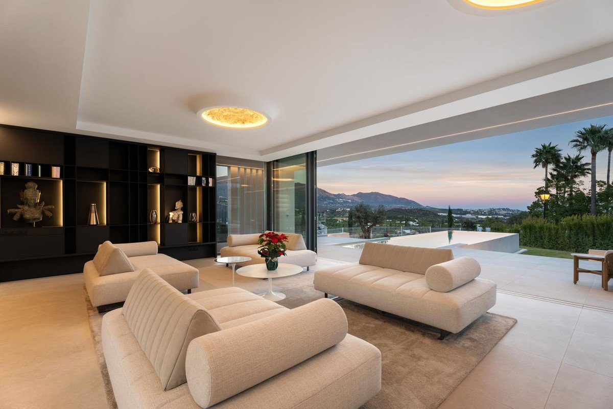 4 Bed Detached Villa in La Cala Golf