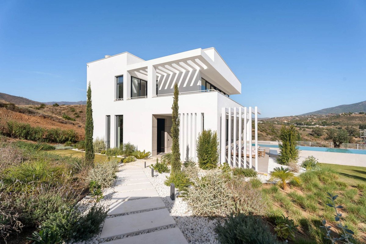 4 Bed Detached Villa in La Cala Golf