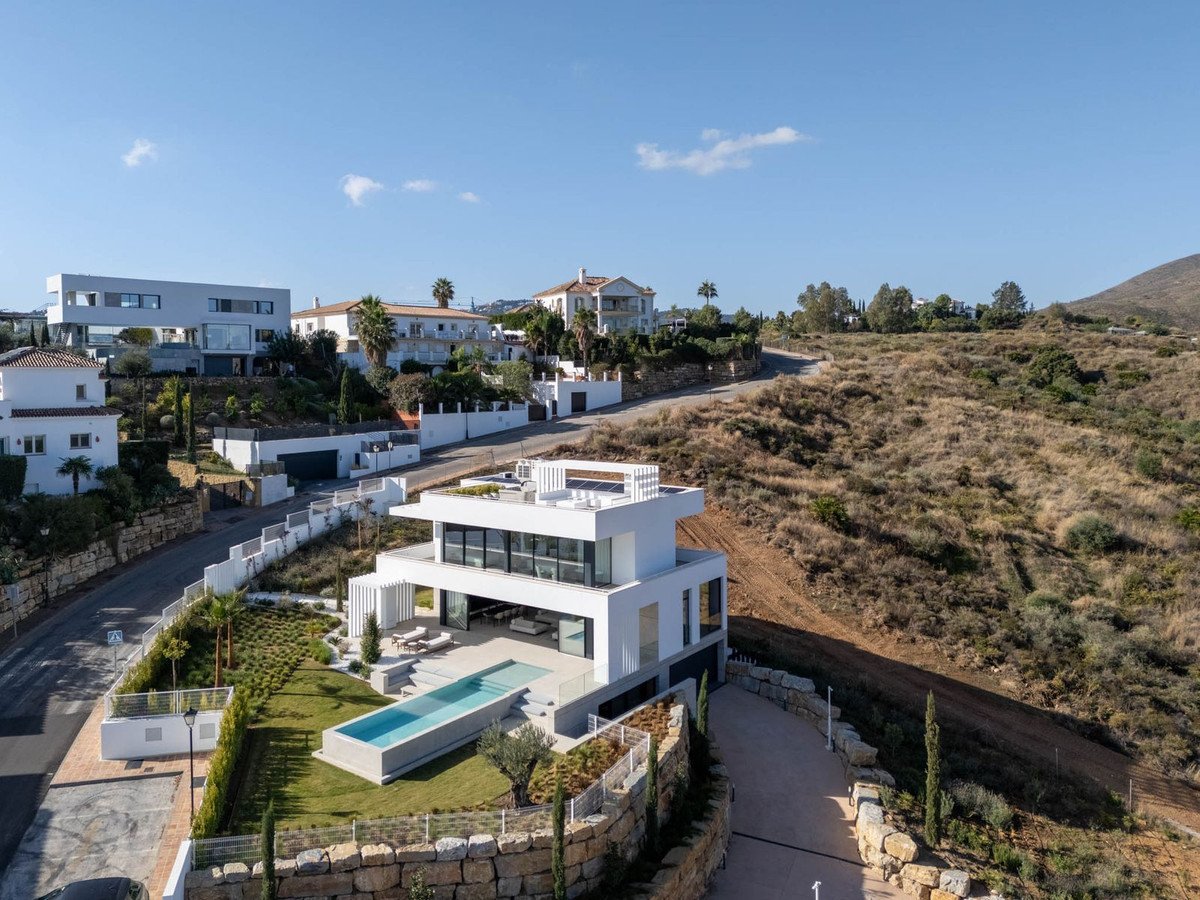 4 Bed Detached Villa in La Cala Golf