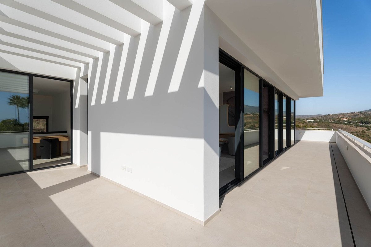 4 Bed Detached Villa in La Cala Golf