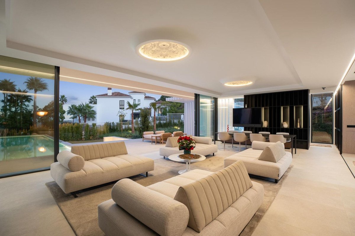 4 Bed Detached Villa in La Cala Golf