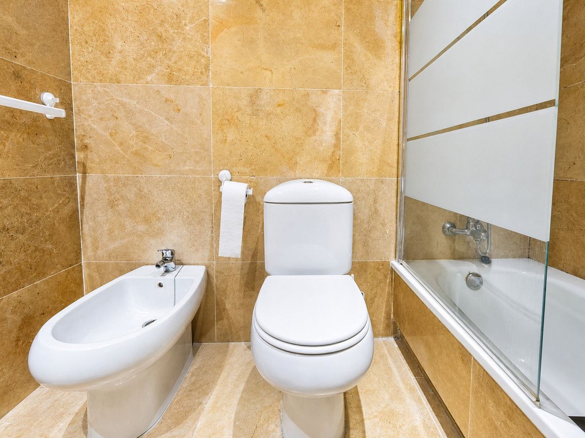 1 Bed Middle Floor Apartment in La Duquesa