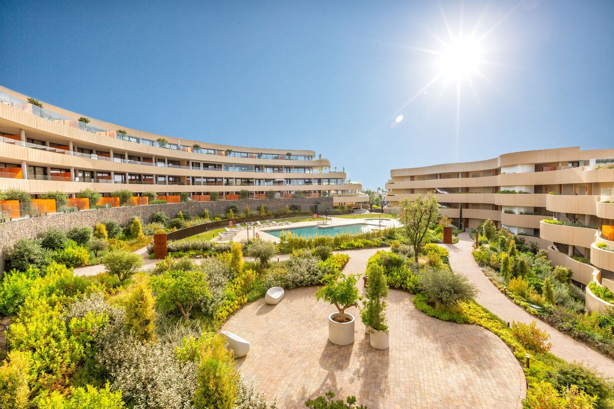 2 Bed Ground Floor Apartment in Fuengirola