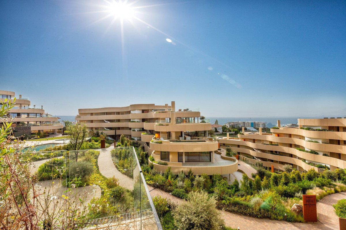 2 Bed Ground Floor Apartment in Fuengirola