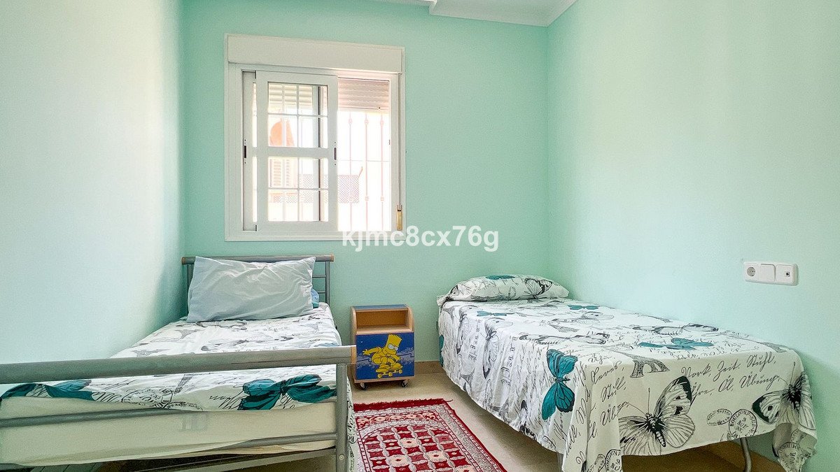 5 Bed Detached Villa in Calahonda