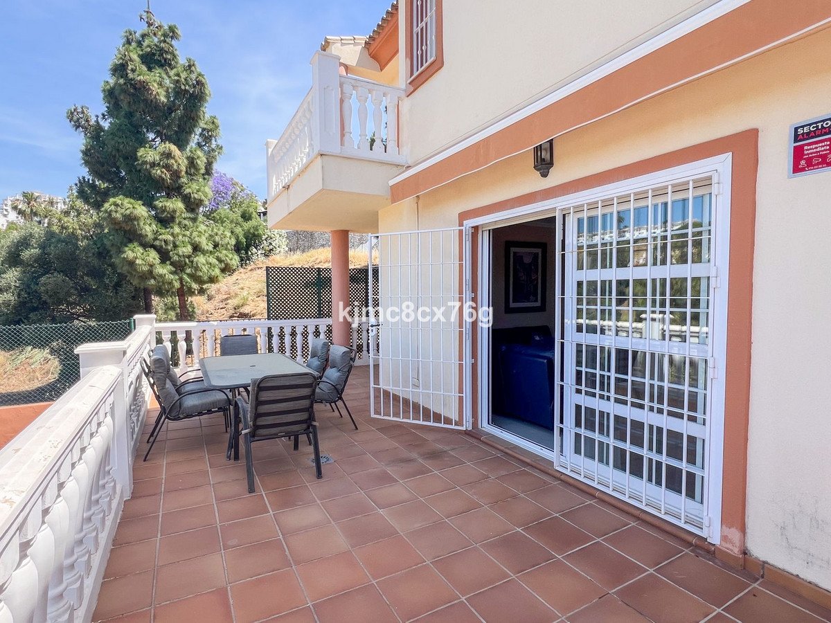 5 Bed Detached Villa in Calahonda