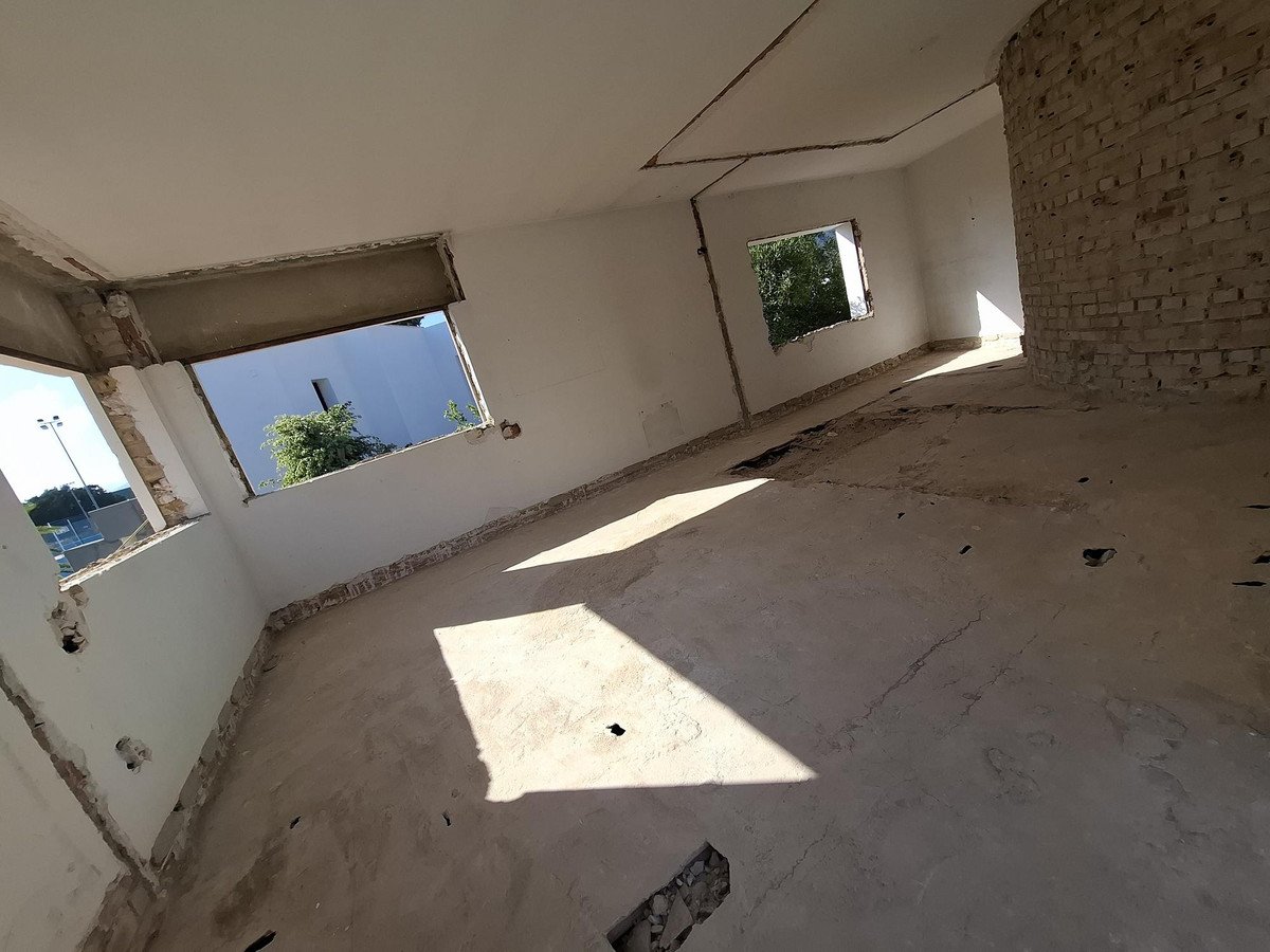 5 Bed Detached Villa in Marbella