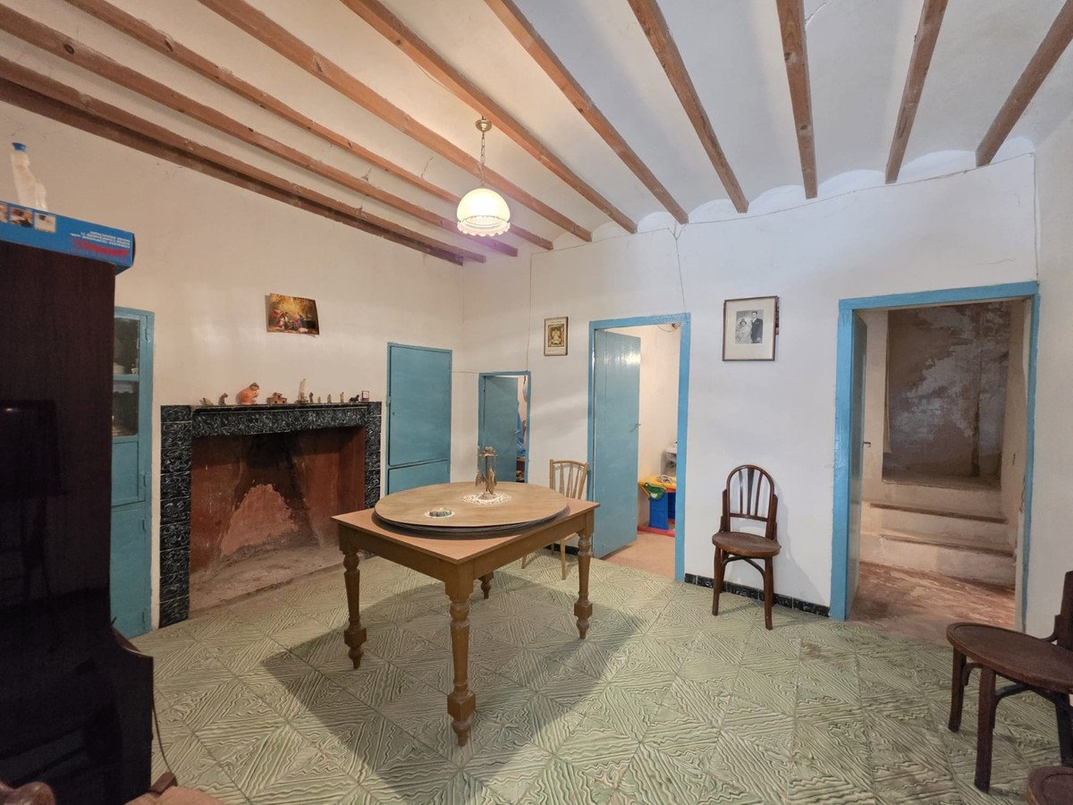 5 Bed Townhouse in Hondón de las Nieves