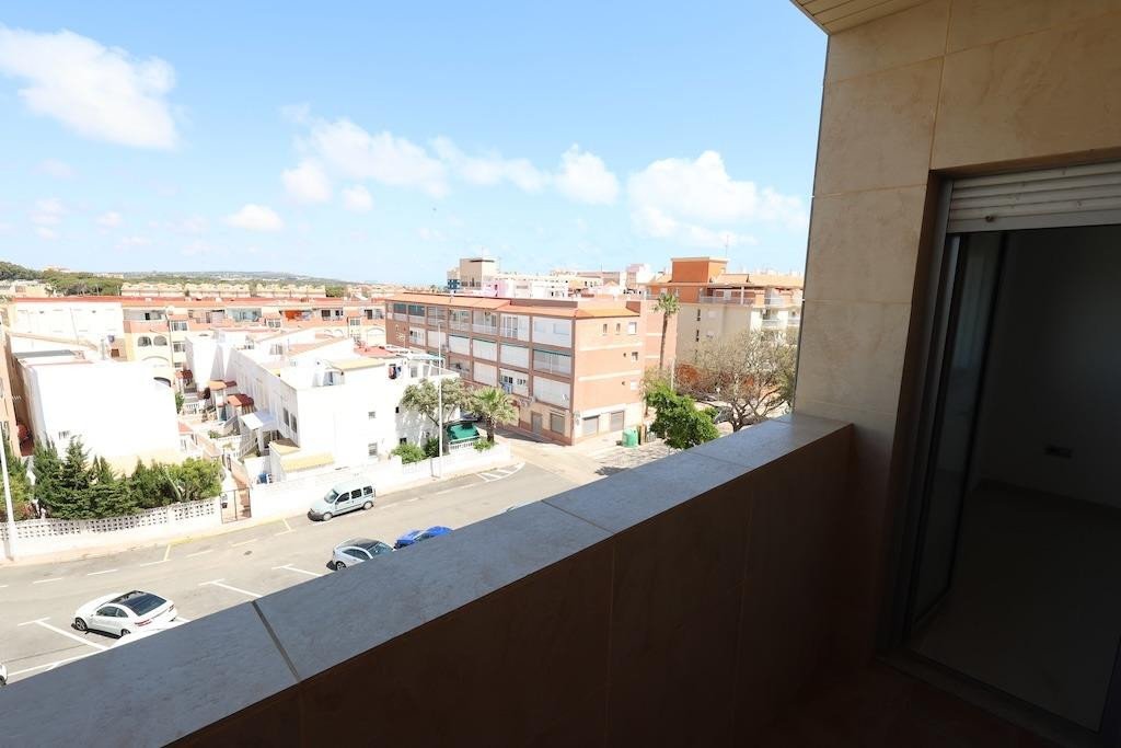 3 Bed Ground Floor Apartment in Torrevieja