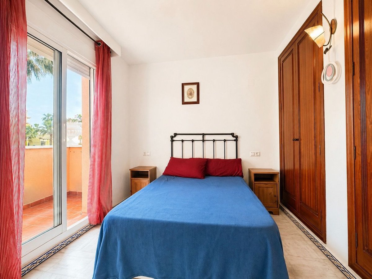 3 Bed Middle Floor Apartment in Torrevieja