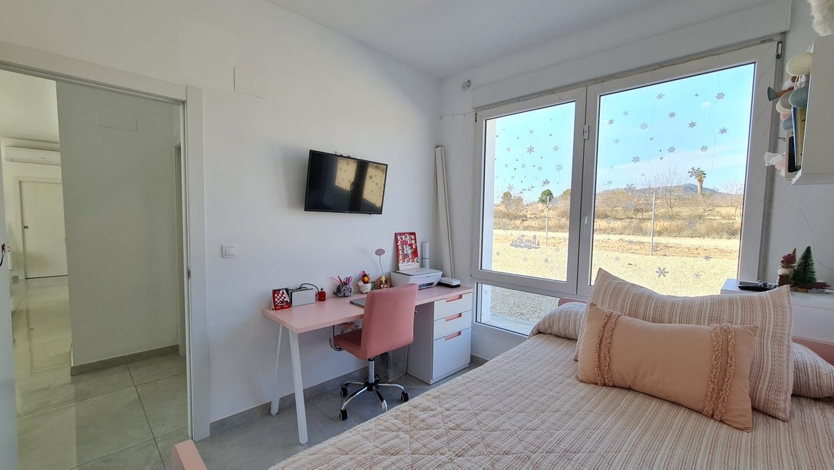 3 Bed Detached Villa in Pinoso