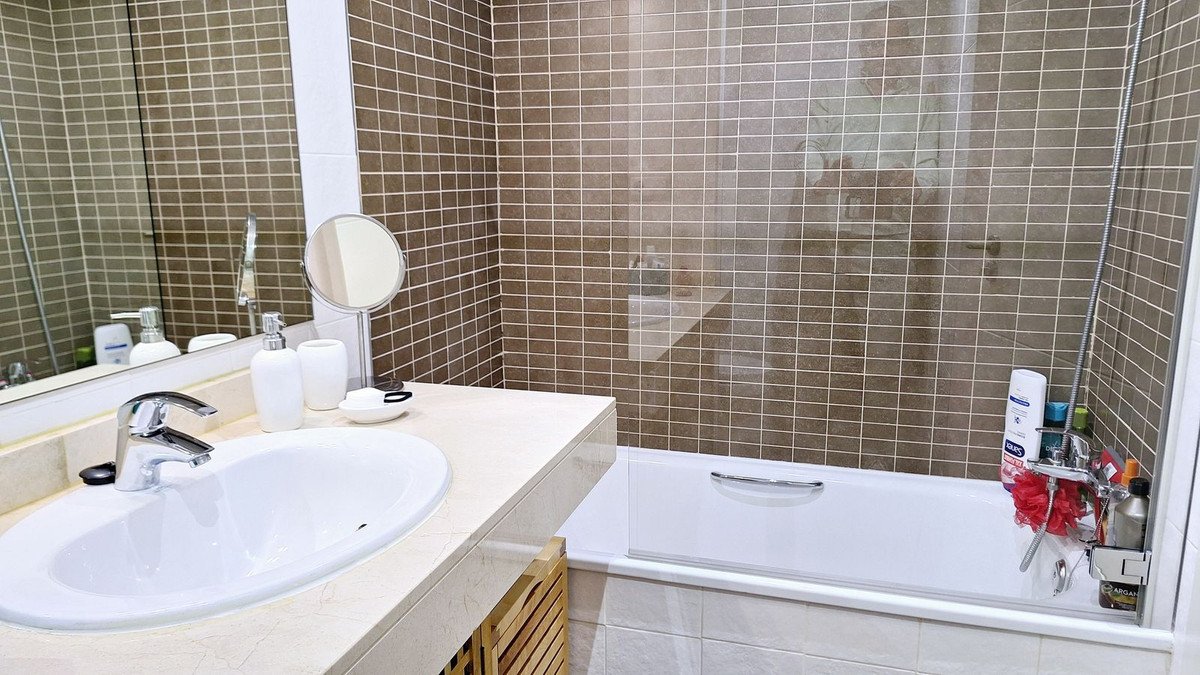 2 Bed Ground Floor Apartment in La Alcaidesa