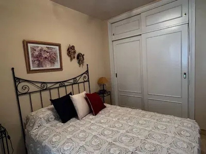 2 Bed Middle Floor Apartment in Mijas Costa