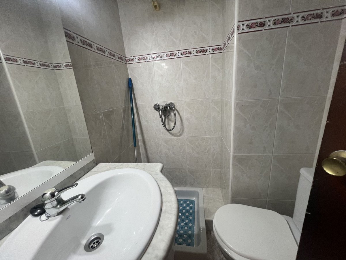 3 Bed Middle Floor Apartment in Málaga