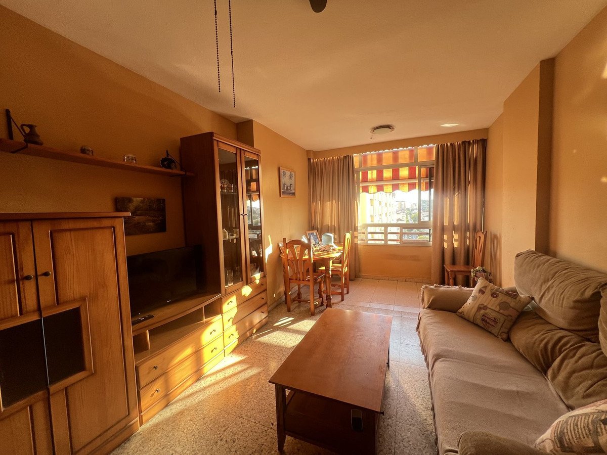 3 Bed Middle Floor Apartment in Málaga