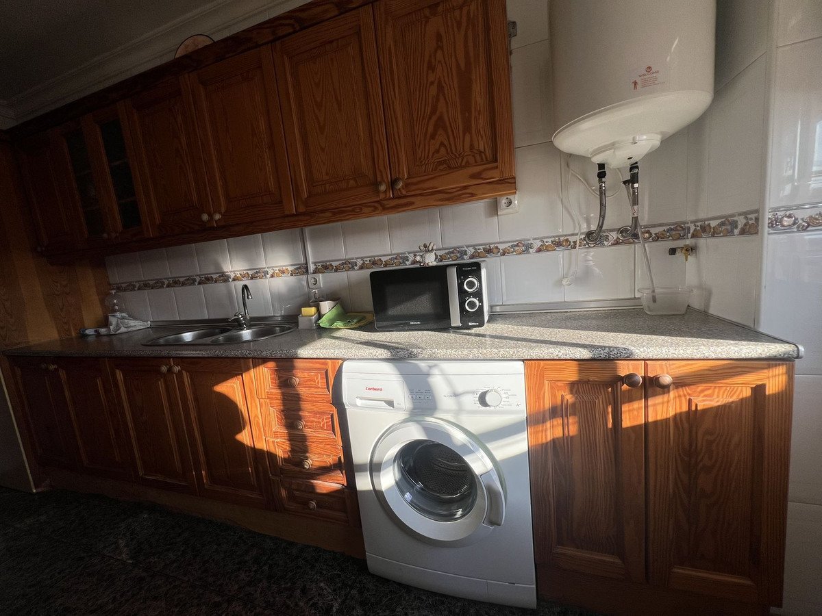 3 Bed Middle Floor Apartment in Málaga