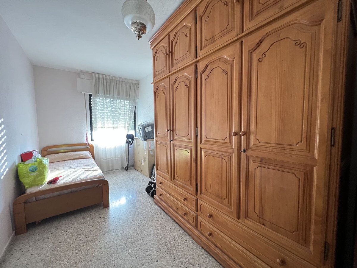 3 Bed Middle Floor Apartment in Málaga