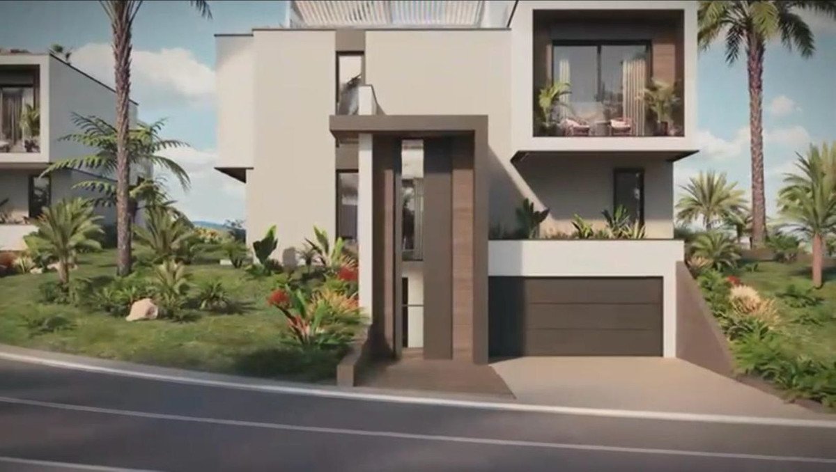 4 Bed Residential Plot in La Cala Golf