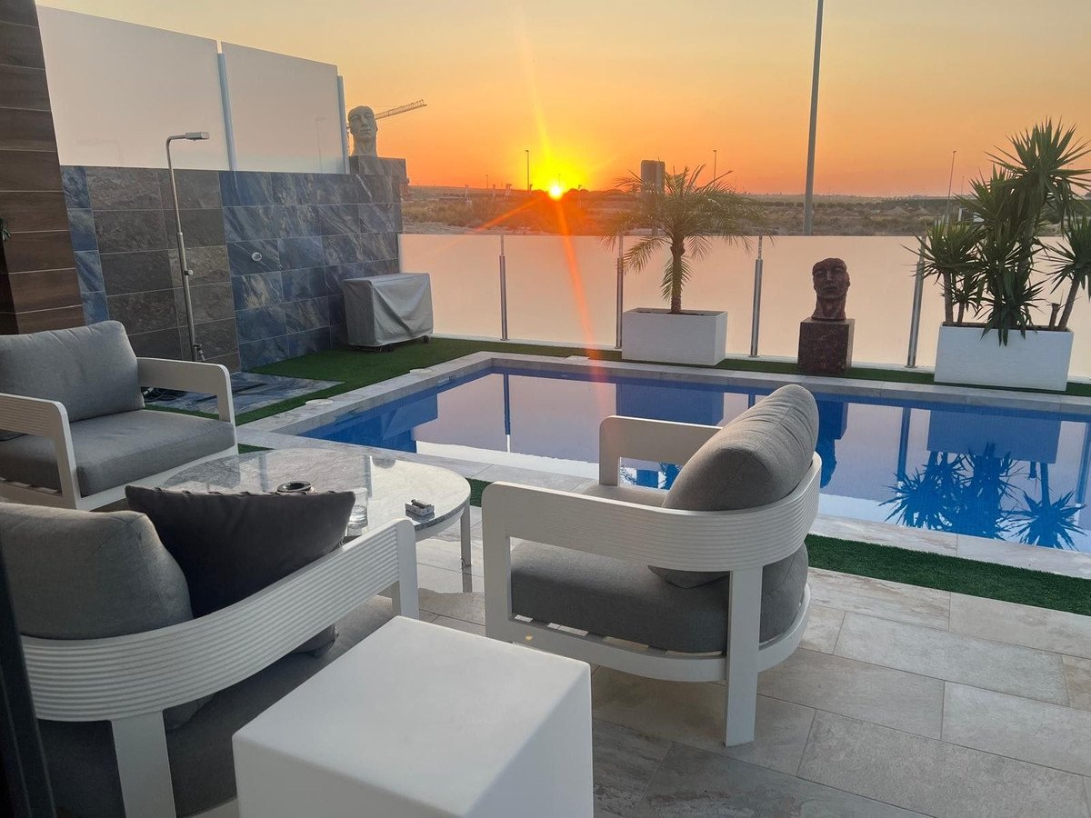3 Bed Detached Villa in Orihuela