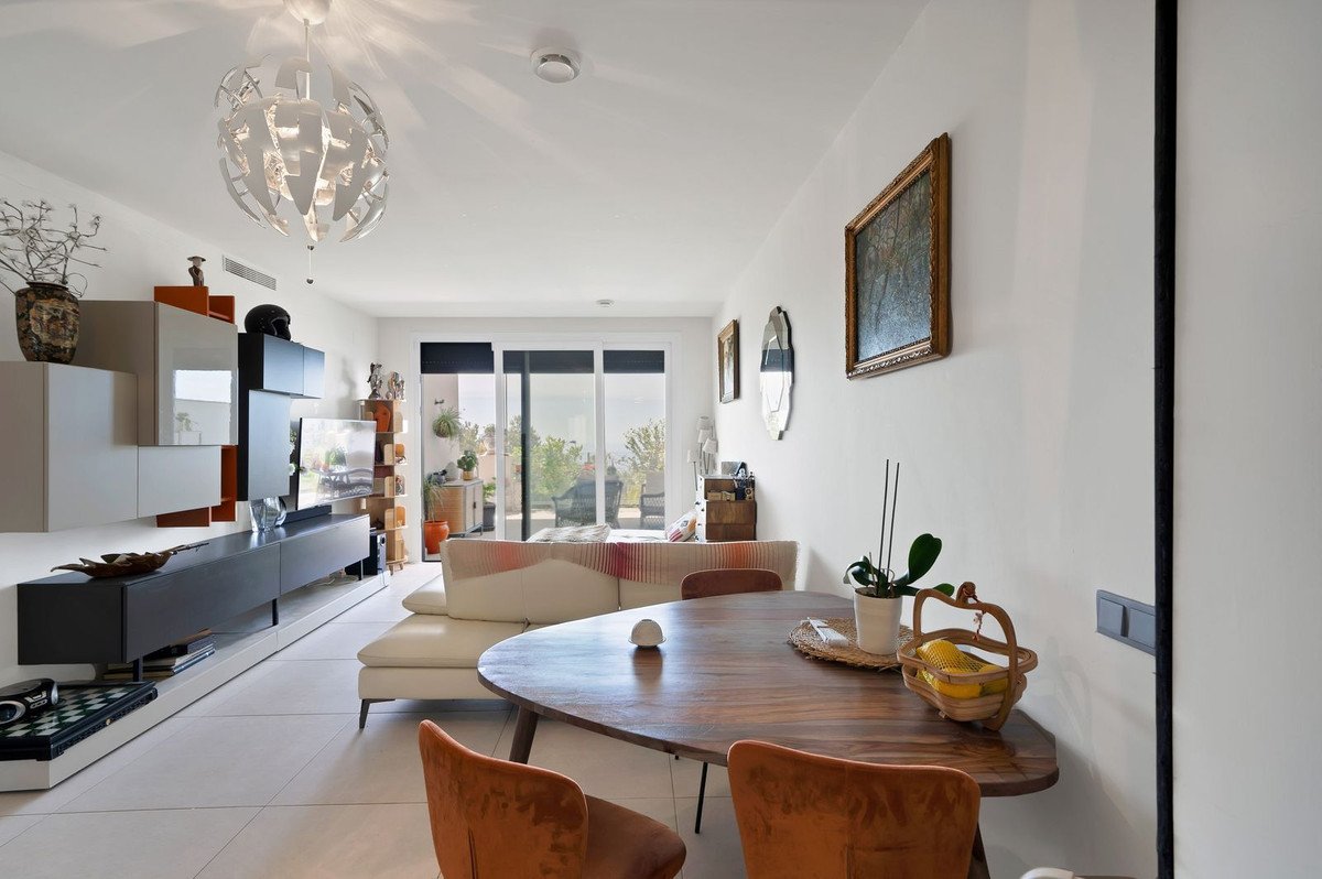 2 Bed Ground Floor Apartment in Benalmadena