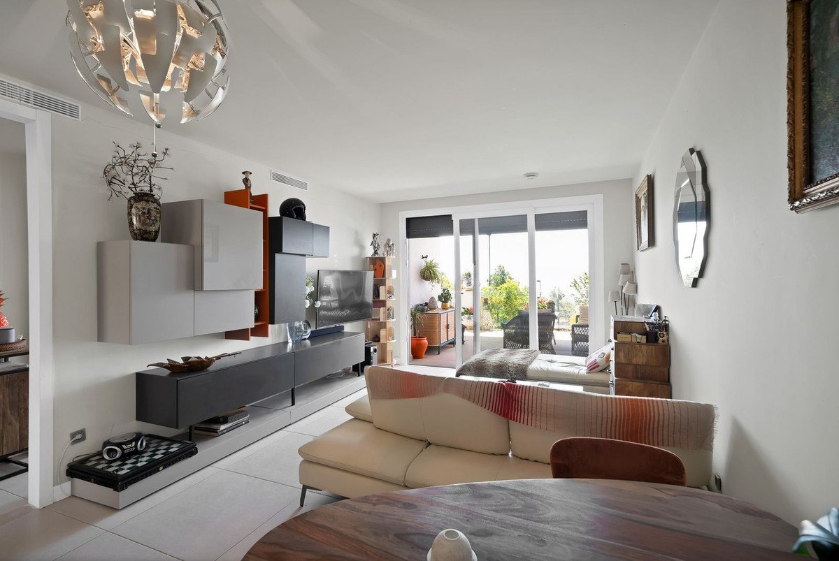2 Bed Ground Floor Apartment in Benalmadena