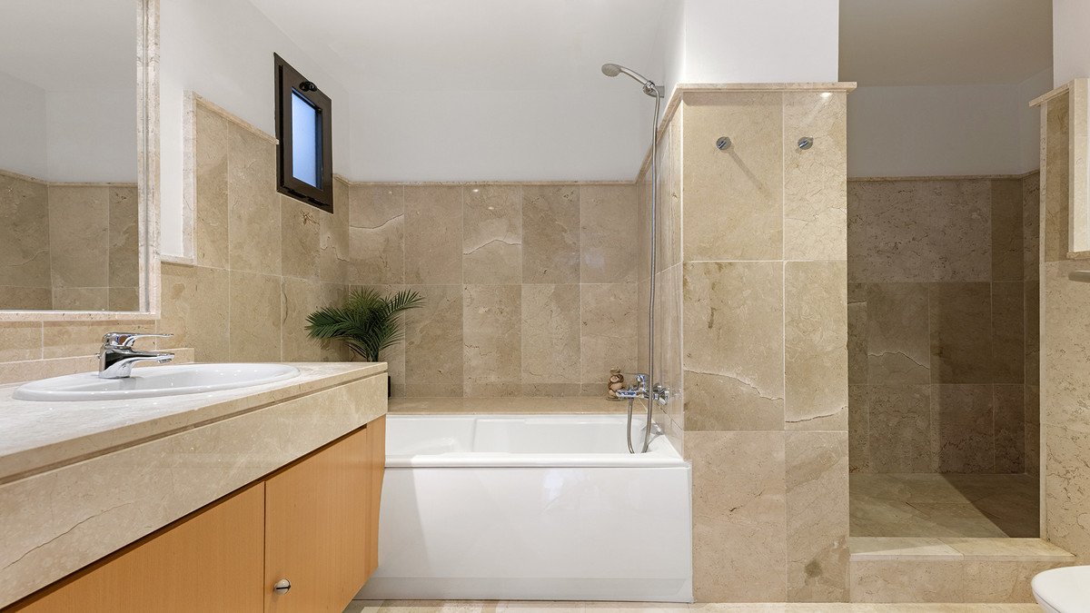3 Bed Penthouse in Casares