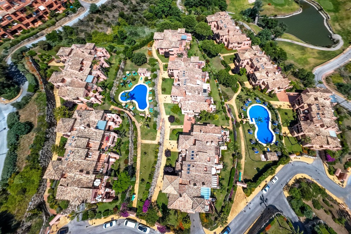 3 Bed Penthouse Duplex in La Mairena