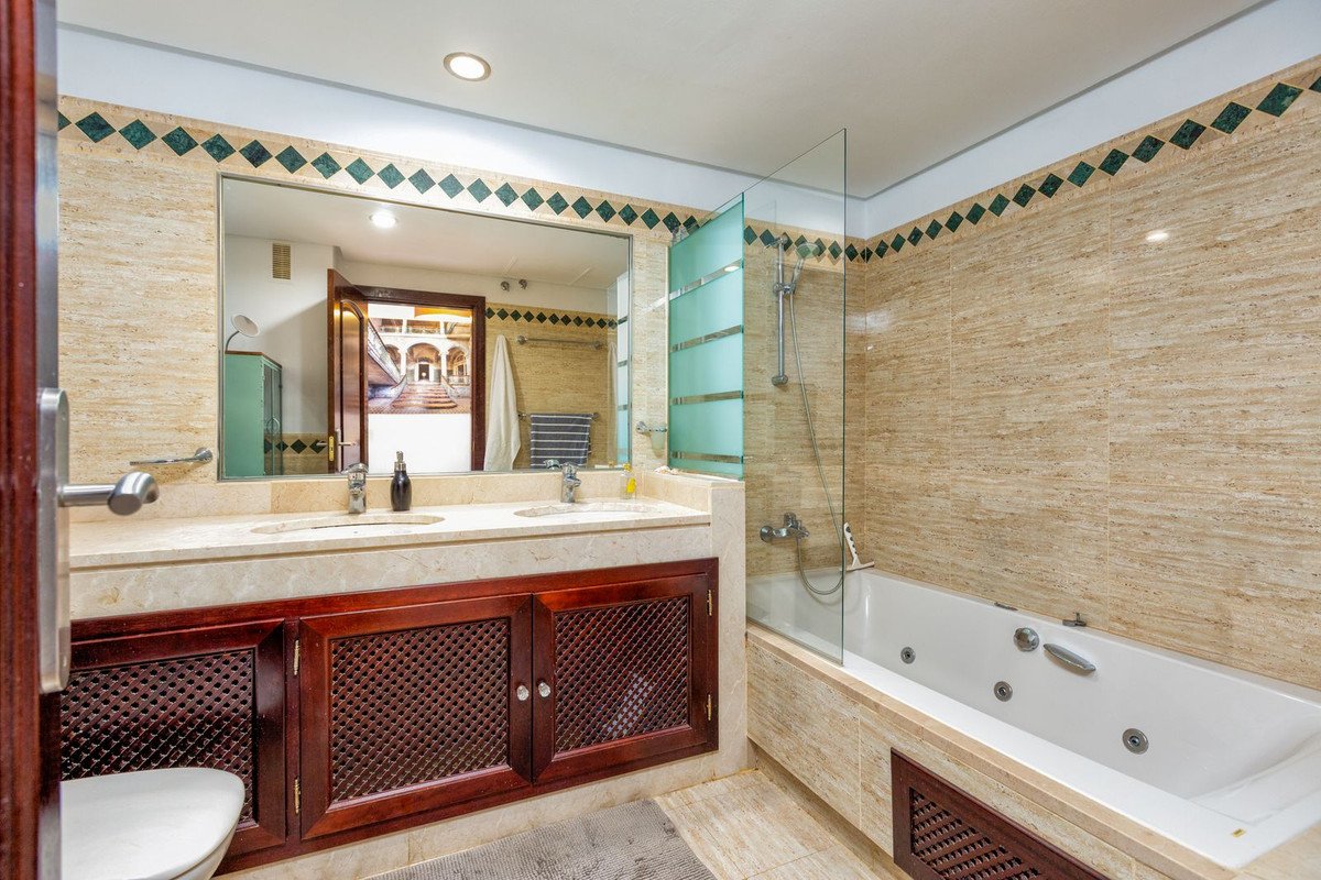 3 Bed Penthouse Duplex in La Mairena