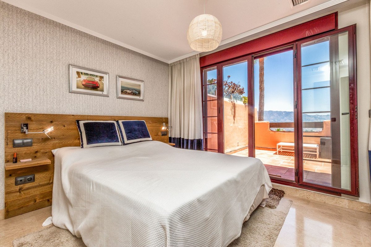 3 Bed Penthouse Duplex in La Mairena